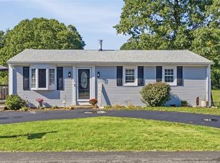 291 Nausauket Rd, Warwick, RI 02886