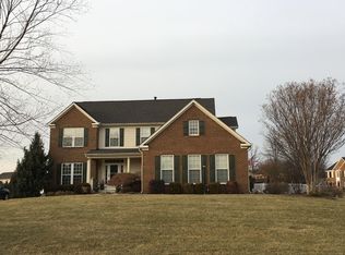 25077 Impala Ct, Chantilly, VA 20152