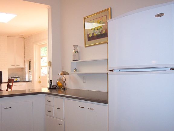 5th image of 6208 Waterway Dr