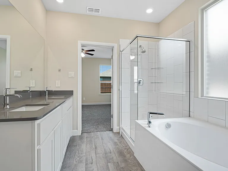 15517 Canford Ter — Photo 16