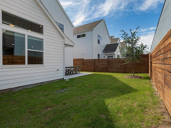 4th image of 1229 Clifftop Ln #4I2S4E