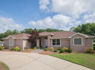 5490 Oakmont Dr, Pace, FL 32571