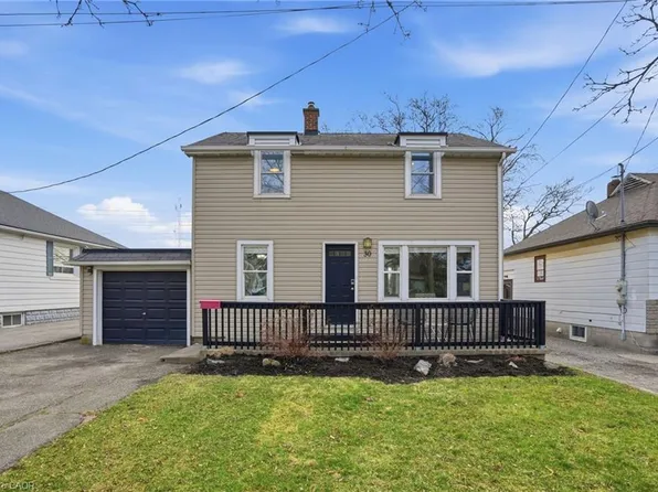 30 Harold Ave, Welland, ON L3B 1J5