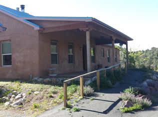 4 Los Amigos Ct, Cedar Crest, NM 87008