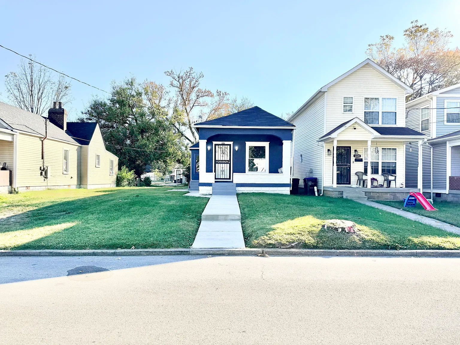 4018 Grand Avenue - 1 — Photo 1