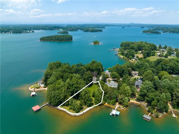 813 Marina Pointe Ct, Seneca, SC 29672