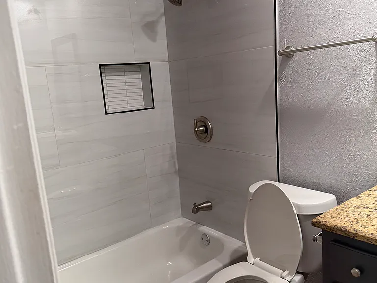 1124 Joshua Tree Dr — Photo 11