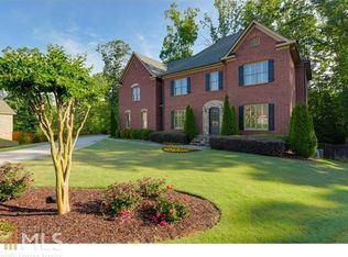 145 Shoal Creek Dr, Roswell, GA 30075