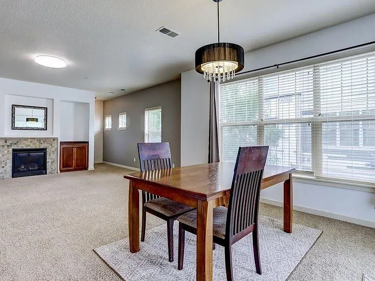 783 NE Adwick Dr — Photo 26