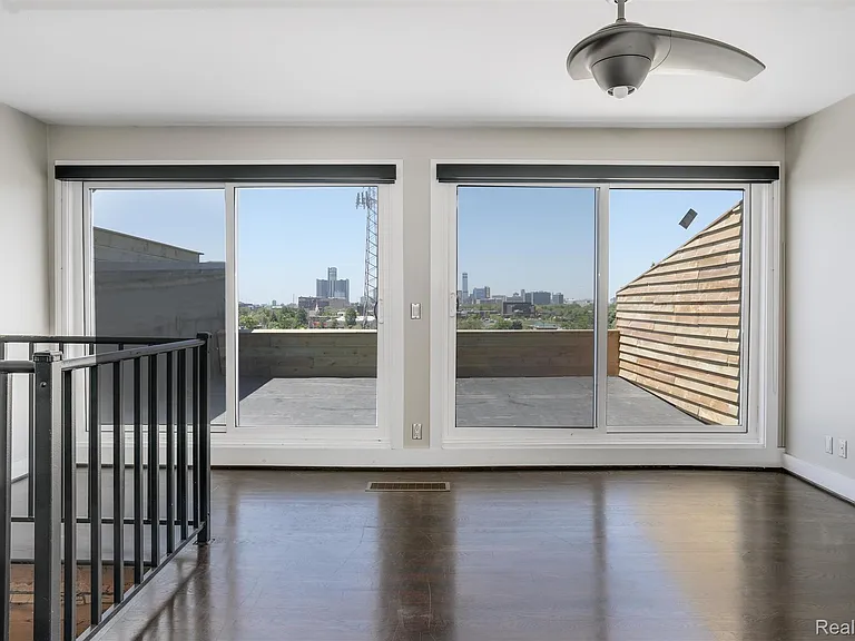 6533 E Jefferson Ave #413W — Photo 24