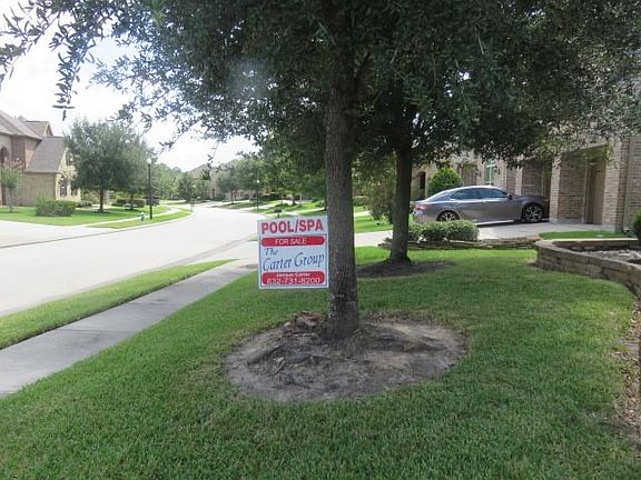 2nd image of 2607 Alan Lake Ln