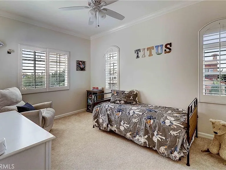36 Marisol — Photo 14