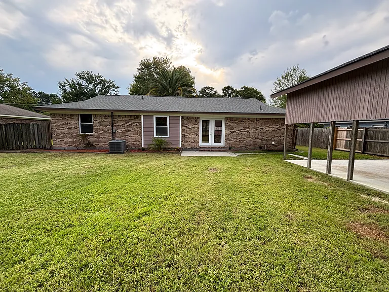 1522 Marcy Cir — Photo 15