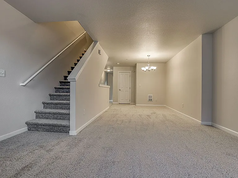 15075 SE Powell Blvd — Photo 33