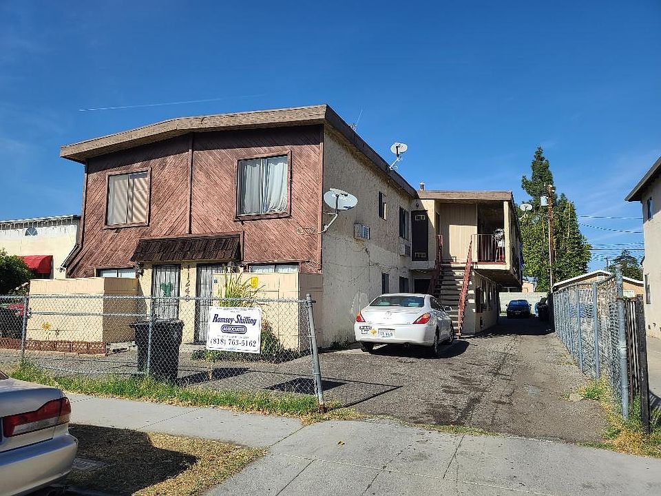 1st image of 11249 Emelita St #4