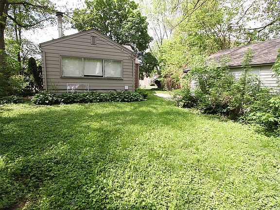 5th image of 20277 Kenosha St