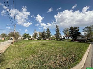 6216 Campbell Ave, Omaha, NE 68107