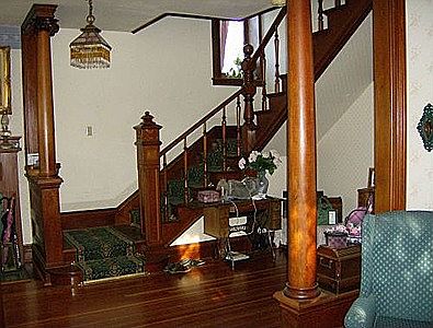 4th image of 308 SE Walnut St