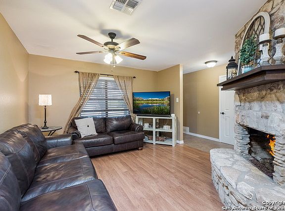 5th image of 9003 Brigadoon St
