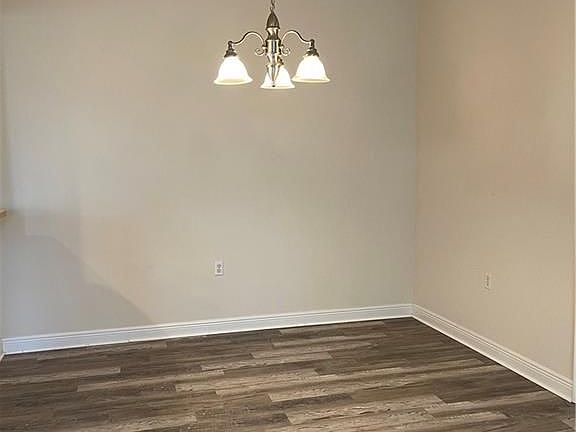 5th image of 3957 Pomodoro Cir Unit 303