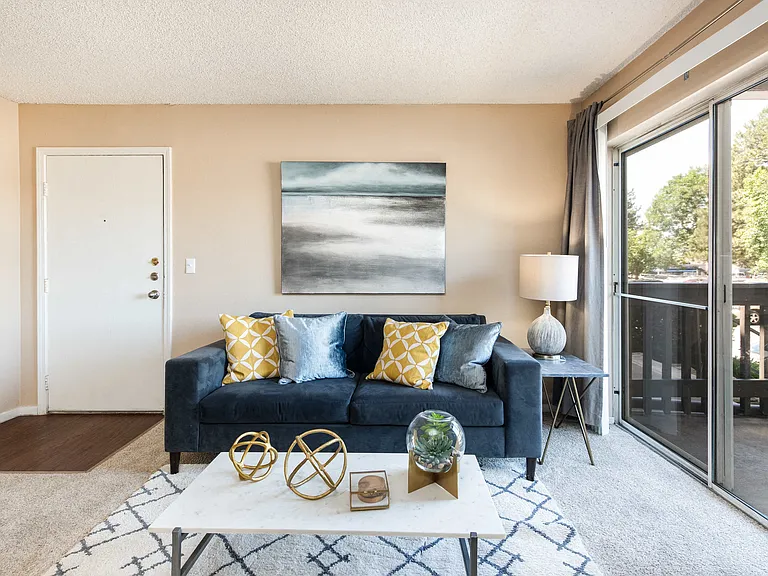 Cambrian Apartments — Photo 5