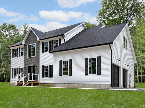 24 Forest Hills Lane, Otisville, NY 10963