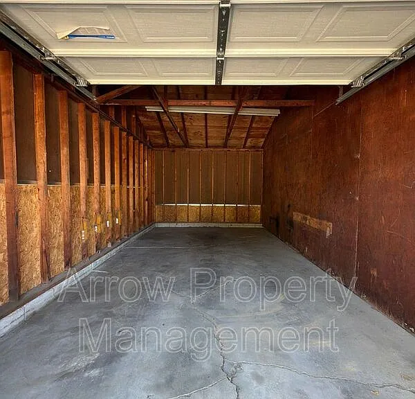 601 N 4th St #2 — Photo 13