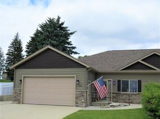 2332 Aspen Grove Dr, Sheridan, WY 82801