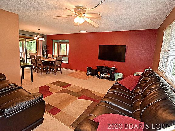 2nd image of 319 Ginny Dr