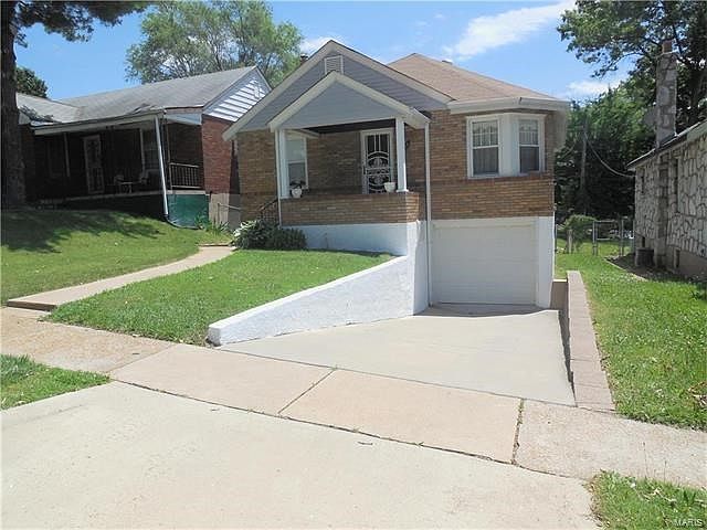 1st image of 2904 Maywood Ave