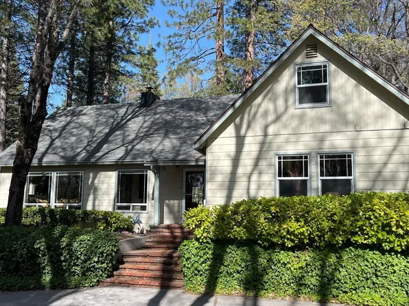 310 N Adams Dr, Mount Shasta, CA 96067