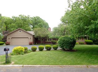 7306 N Edgewild Dr, Peoria, IL 61614