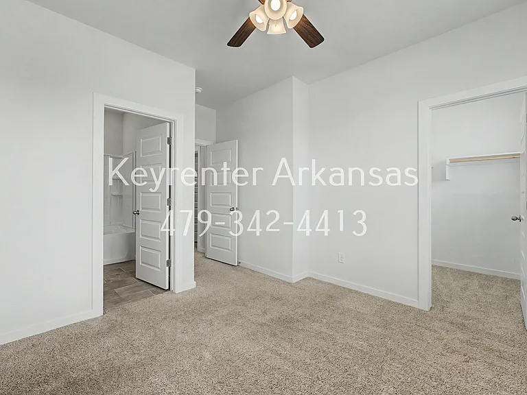 4808 Planetree St — Photo 12
