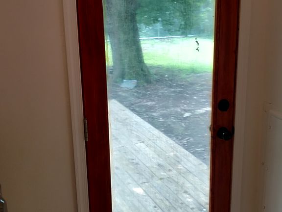 2nd image of 2413 Lincoln Ave