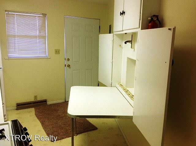 2nd image of 1314 Balsam St APT 7