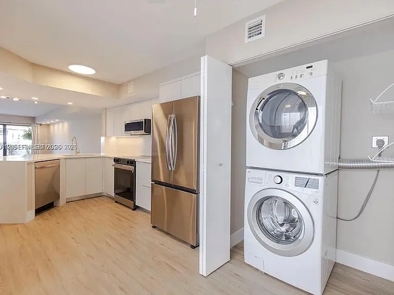 3525 Magellan Cir #626 — Photo 6