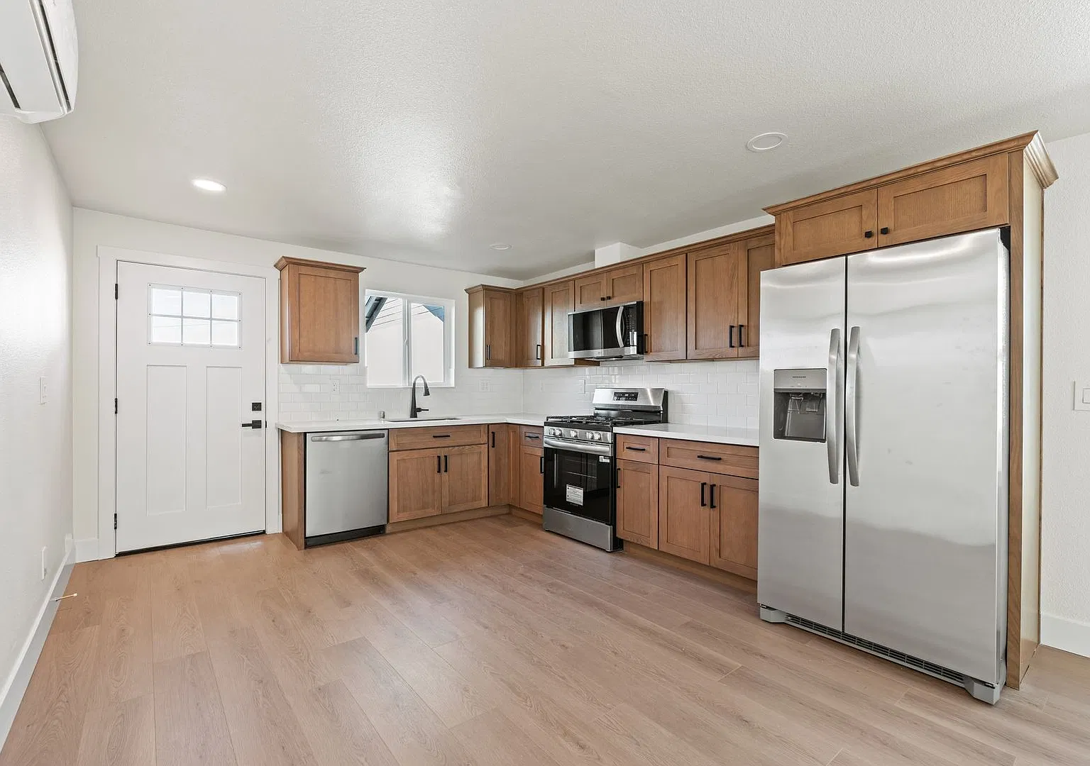 3109 29th Ave — Photo 3