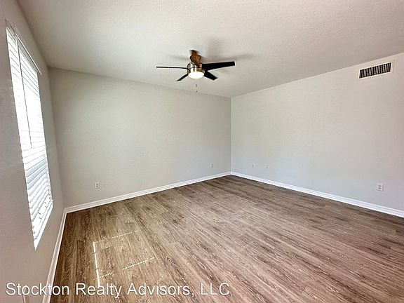 3rd image of 1304 19th Ave W #11771531