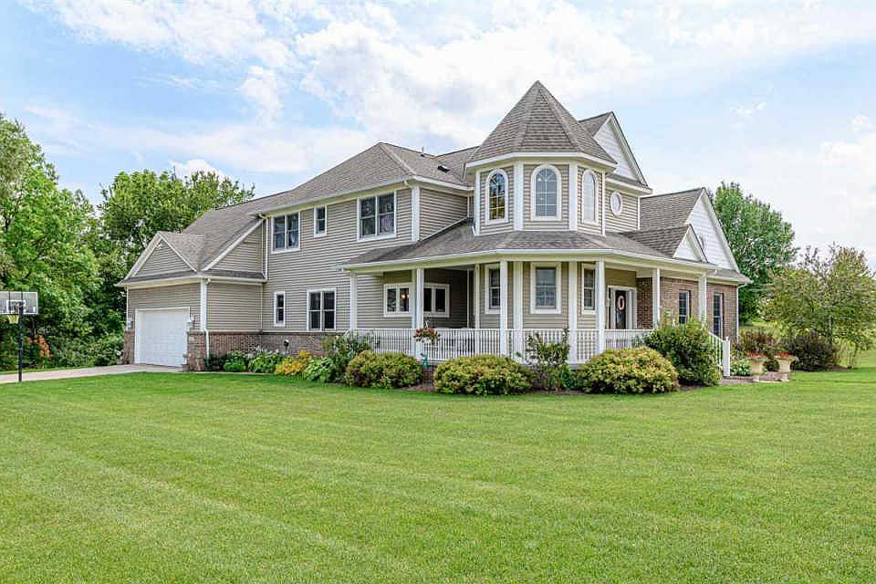 1st image of 8420 Cranbrook Dr