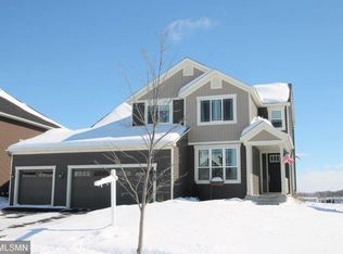 1591 Edgebrook Ln, Carver, MN 55315