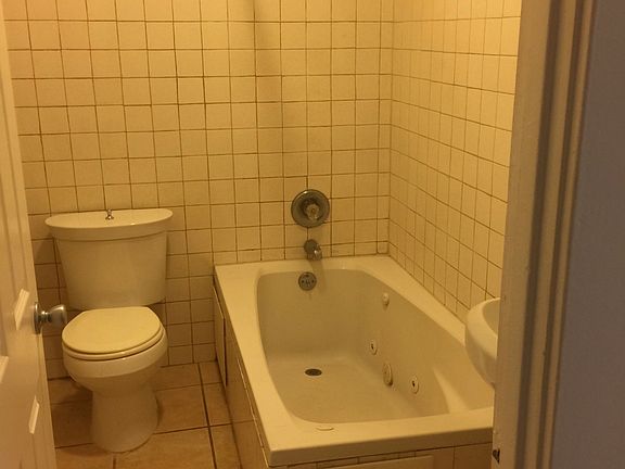 4th image of 505 E Broadway APT 5
