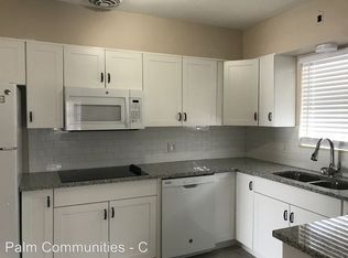 4632 1/2 Central Ave, Saint Petersburg, FL 33711