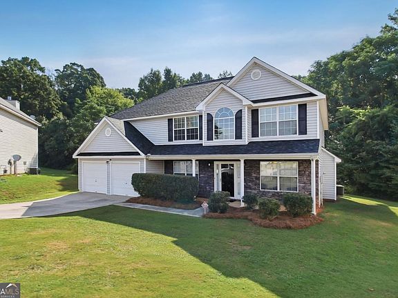 2nd image of 95 Carrington Cir
