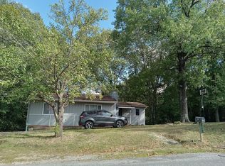 1057 Mundell Rd, Eureka Springs, AR 72631