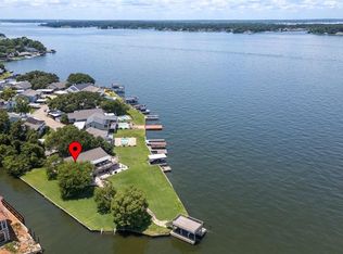80 Lakeview Vlg, Montgomery, TX 77356