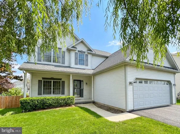6207 Chatham Glenn Way, Harrisburg, PA 17111