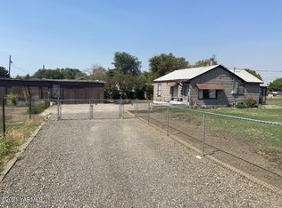 250 S Wapato Rd, Wapato, WA 98951