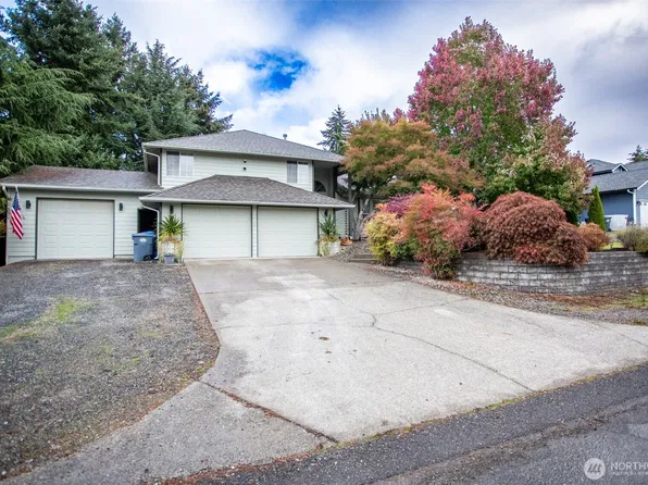 7015 184th Street Ct E, Puyallup, WA 98375
