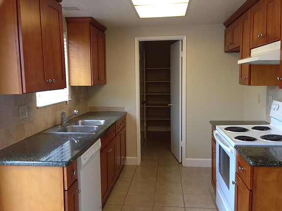 4th image of 4983 Edgar Ct APT 2