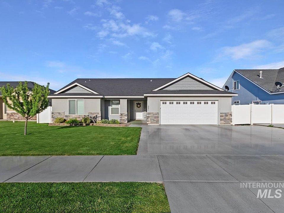 1st image of 861 Gregory Way